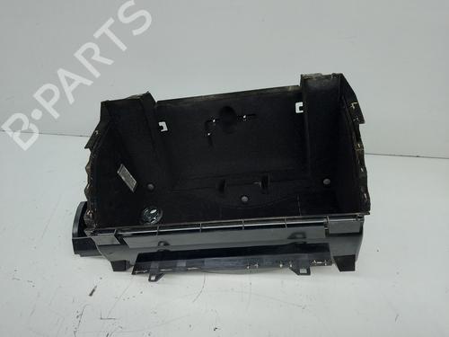 Used Glove box Glove box VW TOUAREG (7LA, 7L6, 7L7) 2.5 R5 TDI (174 hp) 32445093 32445093