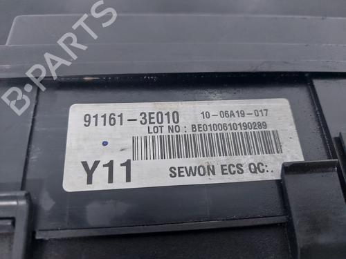 Fuse box KIA SORENTO I (JC) 2.5 CRDi 4WD | BP20838664E1 