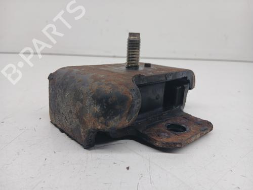Used Engine mount NISSAN PATROL GR IV (Y60, GR) 2.8 TD (Y60A) (116 hp) 27544577