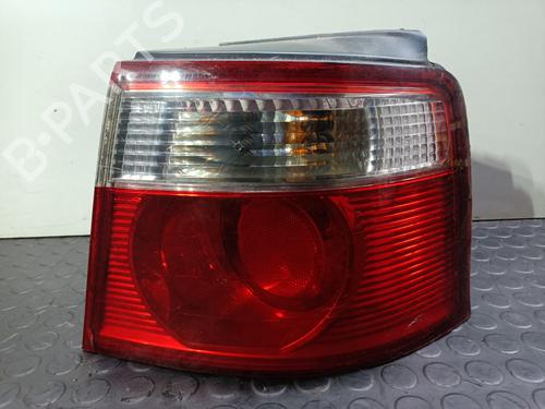 Used Right taillight KIA CARENS II MPV (FJ) 2.0 CRDi (113 hp) 23423787