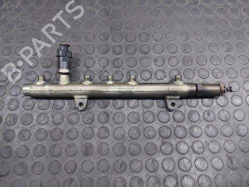 Used Injection rail RENAULT LAGUNA II (BG0/1_) [2001-2007]  20839106