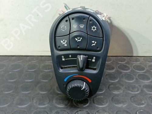Used Climate control RENAULT ESPACE III (JE0_) 2.0 16V (JE0N, JE0L, JE02) (140 hp) 20825169
