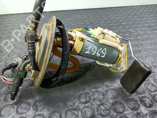 Used Fuel pump KIA CARENS I MPV (FC, FJ) 2.0 CRDi (113 hp) 32043070