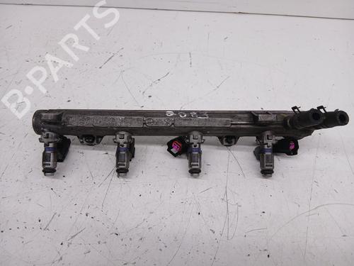 Used Injection rail Injection rail SEAT LEON (1M1) [1999-2006] 33208220 33208220