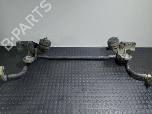 Stabilisateur AUDI A4 B6 (8E2) 2.0 (130 hp) 32317767