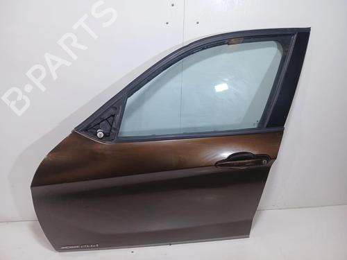 Dør venstre fortil BMW X1 (E84) sDrive 20 d (177 hp) 28084096