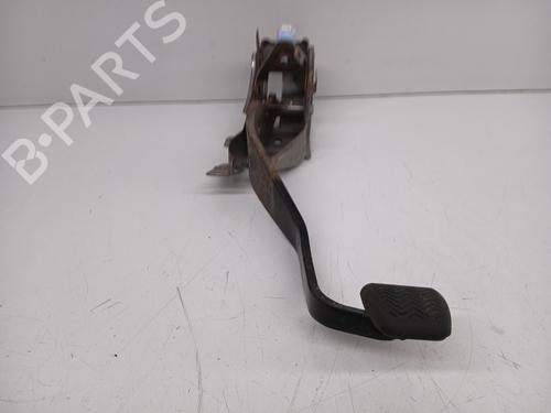 Used Clutch pedal TOYOTA HILUX VIII Pickup (_N1_) [2015-2025]  29728181