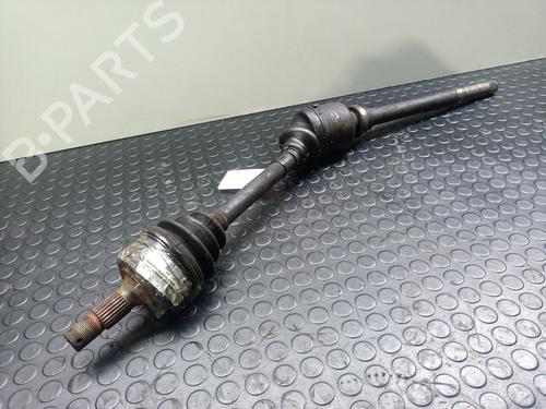 Used Right front driveshaft Right front driveshaft PEUGEOT 306 (7B, N3, N5) 1.9 STD (69 hp) 31952398 31952398