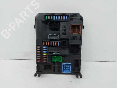 Used Fuse box PEUGEOT 208 I (CA_, CC_) 1.2 VTI 82 (82 hp) 21070287