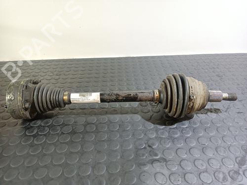 Arbre de transmission avant gauche VW GOLF III (1H1) 2.0 (115 hp) 31902444