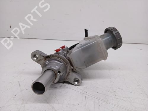 Brake master cylinder SUZUKI GRAND VITARA II (JT, TE, TD) 1.9 DDiS All-wheel Drive (JT419, TD44, JB419WD, JB419XD,... | BP26033648M77 