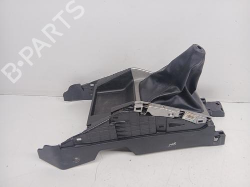 Used Shift knob Shift knob MITSUBISHI L200 / TRITON (KJ_, KK_, KL_) [2014-2026] 27535090 27535090