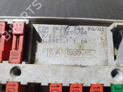 Fuse box CITROËN XSARA (N1) 1.9 D | BP20834371E1 
