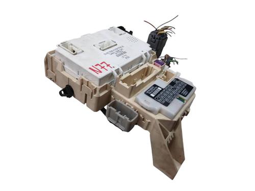 Fuse box SUZUKI SWIFT III (MZ, EZ) | BP38445658E1 - Image 5