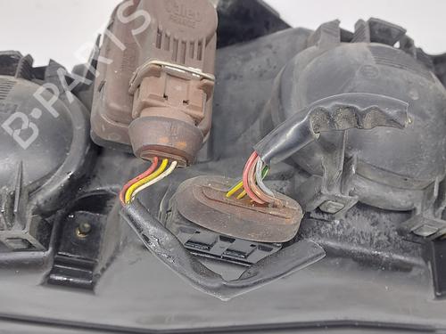 Right headlight PEUGEOT 406 (8B) 2.1 TD 12V | BP22436044C29 
