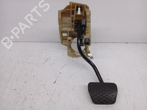 Bremsepedal BMW 5 (E60) 525 d (177 hp) 32858402