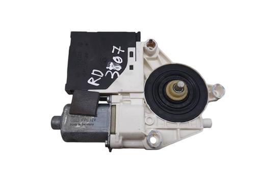 right-front-window-motor-audi-a3-8p1-2003-2004-2005-2006-2007-2008-2009-2010-2011-2012-2013-40541776 main image
