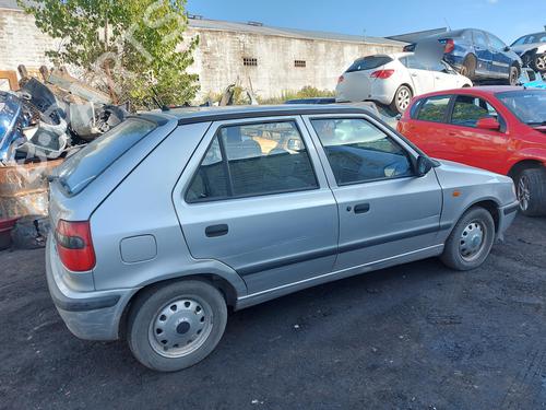 Right headlight SKODA FELICIA I (6U1) 1.3 | BP23044923C29 