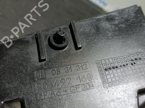 Fuse box OPEL OMEGA B (V94) 2.0 16V (F69, M69, P69) | BP20837554E1 