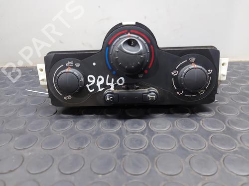 Used Climate control RENAULT MEGANE II (BM0/1_, CM0/1_) 1.5 dCi (BM02, BM13, BM2A, CM02, CM13) (101 hp) 20821770