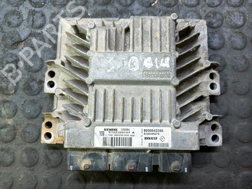 Used Engine control unit (ECU) RENAULT MEGANE II Saloon (LM0/1_) [2003-2025]  20830976