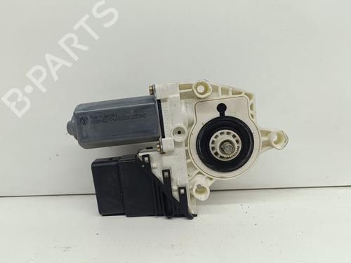 Used Right rear window motor SEAT LEON (1M1) [1999-2006]  20833138