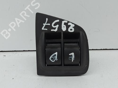 Used Left front window switch RENAULT RAPID Box Body/MPV (F40_, G40_) 1.9 D (F40R) (54 hp) 32521879