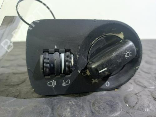 Used Headlight switch AUDI A3 (8P1) 1.6 FSI (115 hp) 20822879