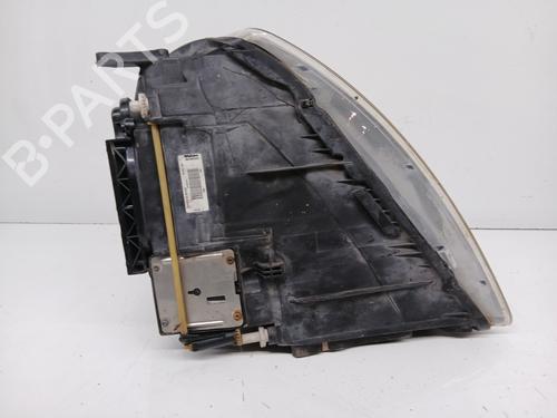 Right headlight VW TOUAREG (7LA, 7L6, 7L7)  | BP31132957C29 