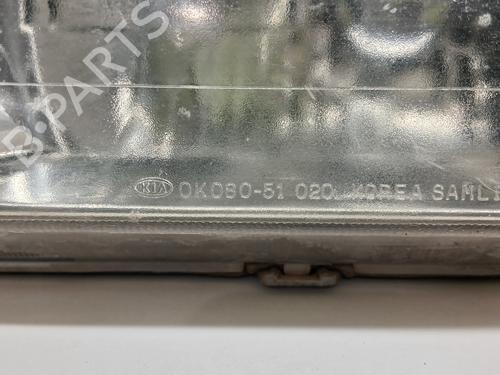 Left headlight KIA SPORTAGE SUV (K00) 2.0 i 16V | BP29409087C28 