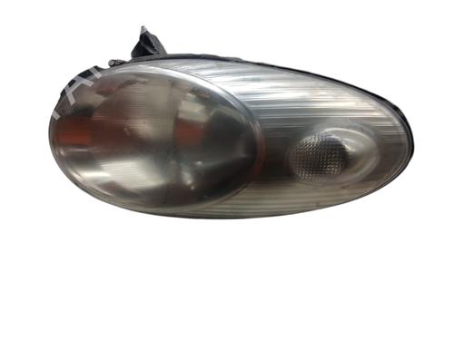 Used Right headlight Right headlight NISSAN MICRA III (K12) 1.5 dCi (82 hp) 33166995 33166995