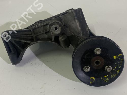 Used Steering pump OPEL VECTRA B Hatchback (J96) [1995-2003]  30947384