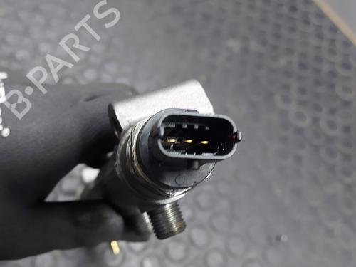 Injection rail KIA CARENS II MPV (FJ)  | BP20837937M98 