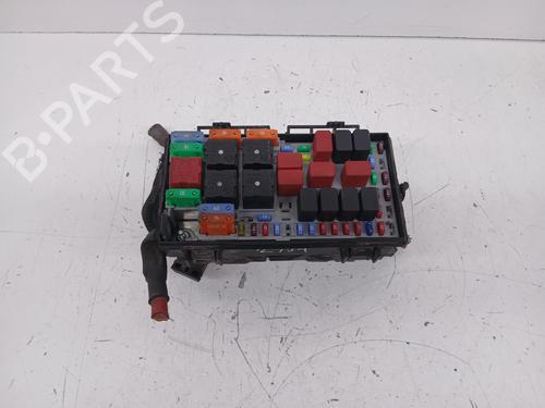 Used Fuse box FIAT GRANDE PUNTO (199_) 1.3 D Multijet (199.AXD11, 199.AXD1A, 199.AXD1B,... (90 hp) 27996253