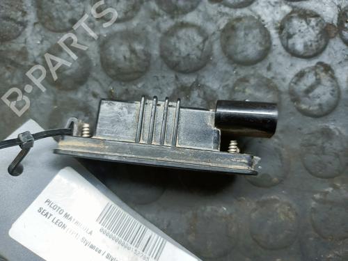 Licence plate light SEAT LEON (1P1) 1.4 TSI | BP28172788I40 