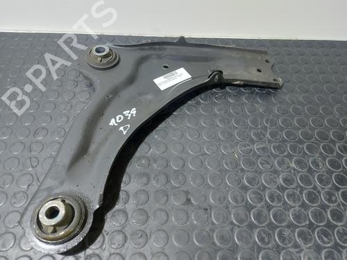 Used Right front suspension arm RENAULT LAGUNA II (BG0/1_) [2001-2007]  32397675