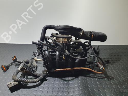 Manifold Indsugning OPEL CORSA C (X01) 1.2 (F08, F68) (75 hp) 32074039