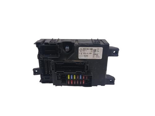 Used Fuse box Fuse box FIAT PUNTO EVO (199_) 1.3 D Multijet (199AXC1A, 199BXC1A, 199AXT1A, 199BXT1A) (75 hp) 33886008 33886008