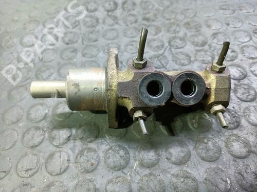 Brake master cylinder VW PASSAT B2 Variant (33B) 1.6 | BP28369240M77 