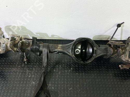 Used Rear axle LAND ROVER DISCOVERY II (L318) 2.5 Td5 4x4 (139 hp) 20843924