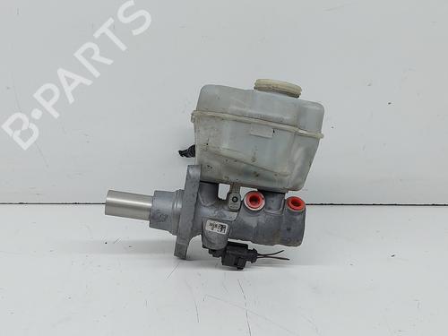 Used Brake master cylinder AUDI Q3 (8UB, 8UG) [2011-2020]  26206161
