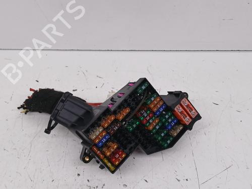 Used Fuse box PORSCHE CAYENNE (92A) [2010-2025]  28172801