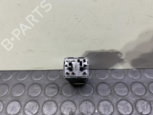 Switch SAAB 9-3 (YS3D) 2.2 TiD | BP31721655I30