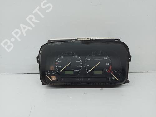 Used Instrument cluster VW GOLF III (1H1) [1989-1998]  21045305