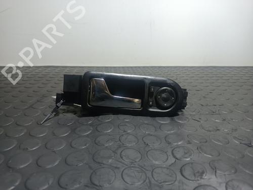 Poignée intérieure VW PASSAT B5 (3B2) 1.6 (101 hp) 32034305
