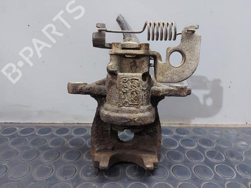 right-rear-brake-caliper-ford-mondeo-iii-b5y-2000-2001-2002-2003-2004-2005-2006-2007-31800424 main image