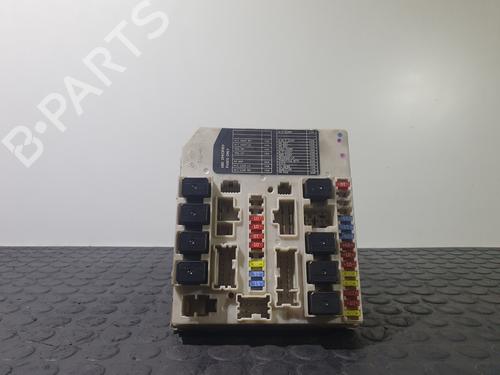 Used Fuse box NISSAN MICRA III (K12) 1.2 16V (80 hp) 20840905