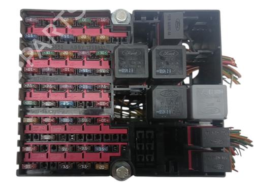 Used Fuse box Fuse box FORD FIESTA V (JH_, JD_) 1.4 TDCi (68 hp) 33689349 33689349