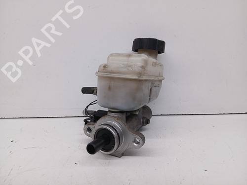 Used Brake master cylinder KIA SORENTO I (JC) 2.5 CRDi 4WD (140 hp) 27594282