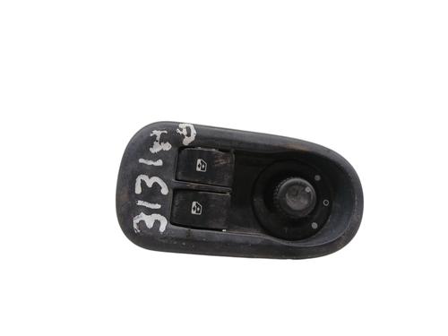 Used Left front window switch Left front window switch RENAULT MASTER III Van (FV) [2010-2026] 33963106 33963106